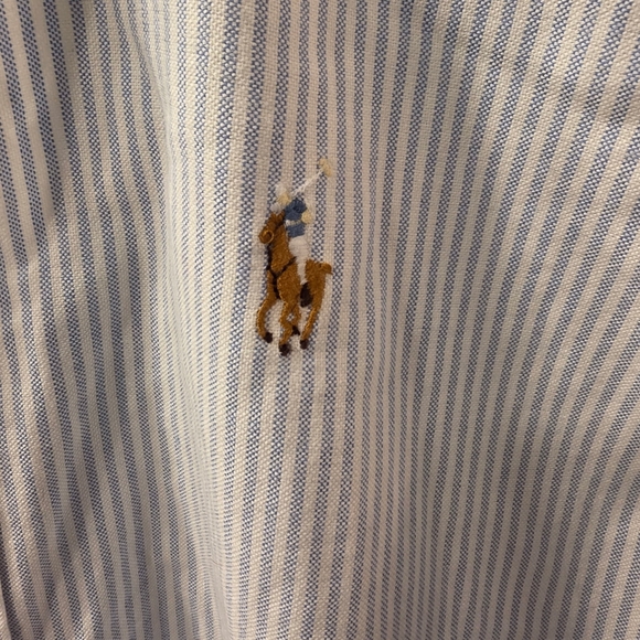 Ralph Lauren Women's Light Blue Striped Slim Fit Polo Button Down ~ Size 10 - Picture 3 of 9